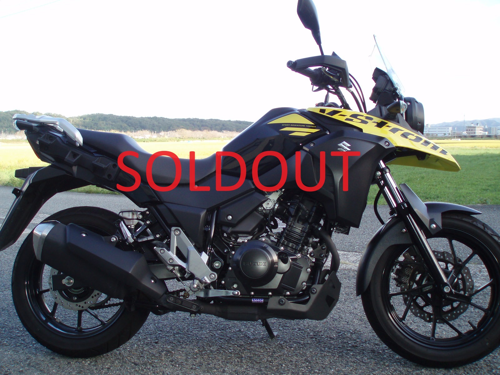 ’１８Vストローム２５０　４サイクルインジェクション　ワンオーナー車　ＳＯＬＤ　ＯＵＴ